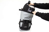 MALETA PARA DEFENSAS IMPERMEABLE DRYBAG SC7 NEGRO GRIS